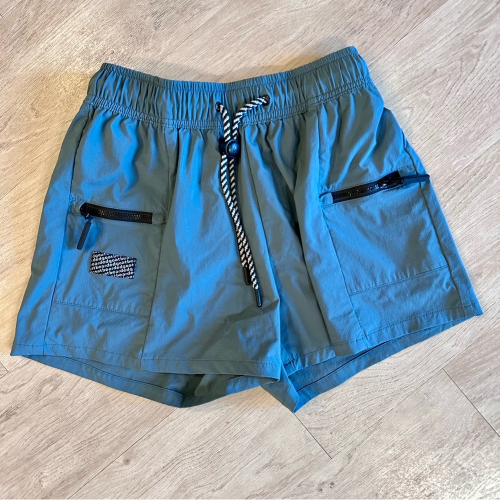 BLUE Beardedgoat — Summit Short